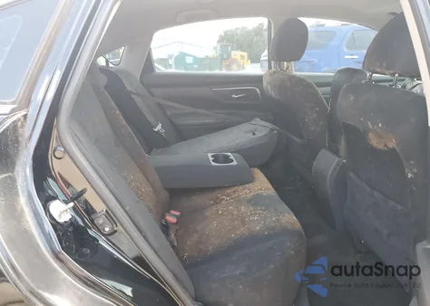 2015 Nissan Altima 2.5 из США, поврежденный, VIN 1N4AL3AP8FC567093